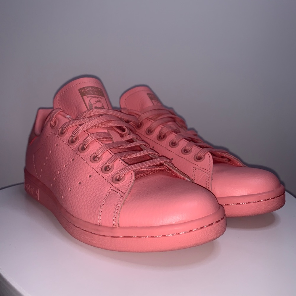 Girl’s Adidas Stan Smith In Tactical Rose/Raw Pink